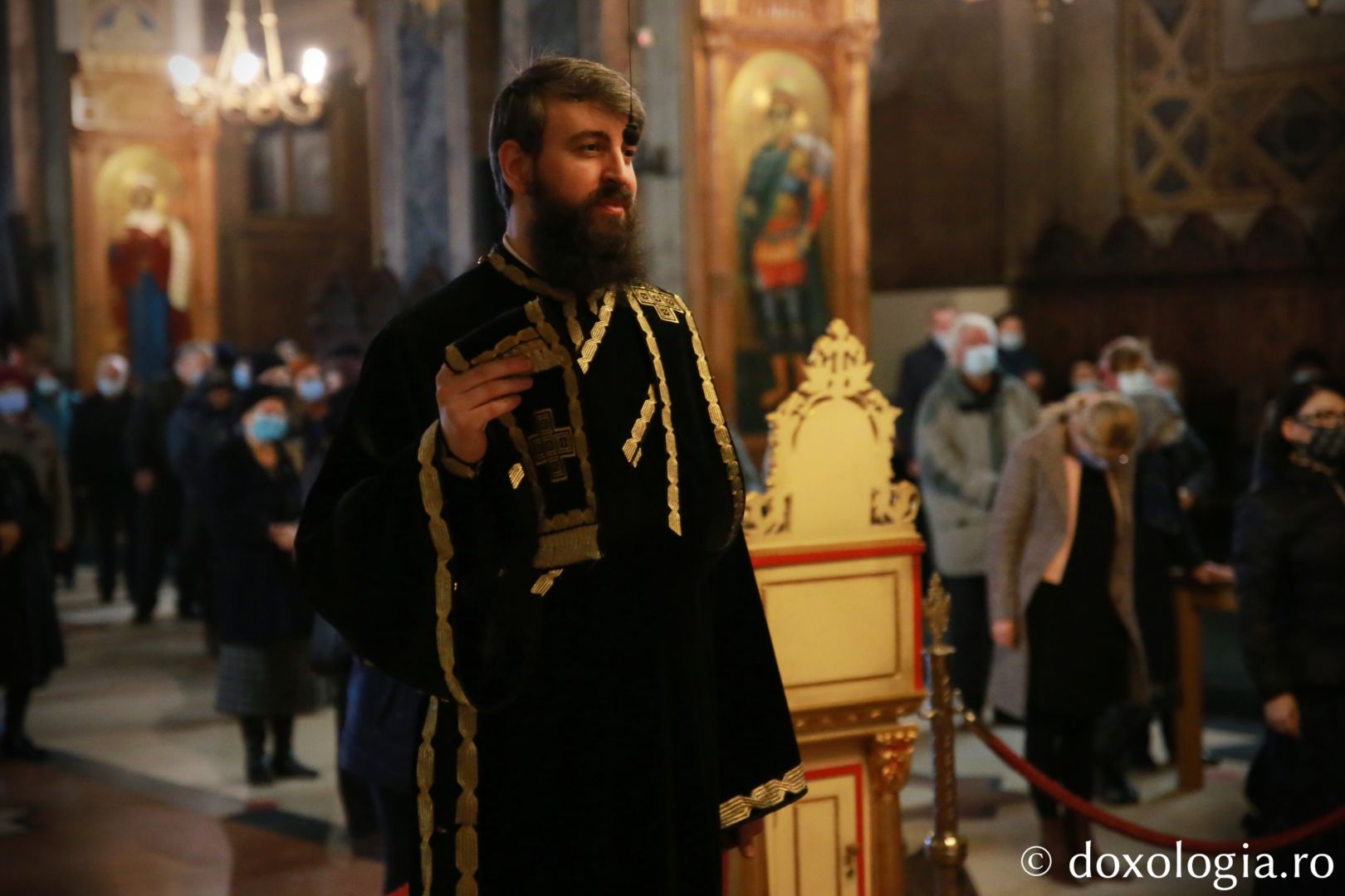 „Să primim dulceața cu care sfinții s-au împărtășit”