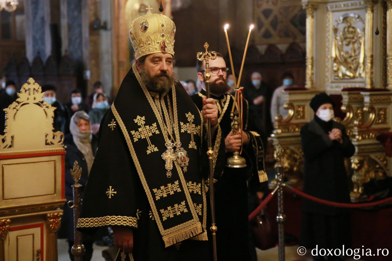 „Să primim dulceața cu care sfinții s-au împărtășit”