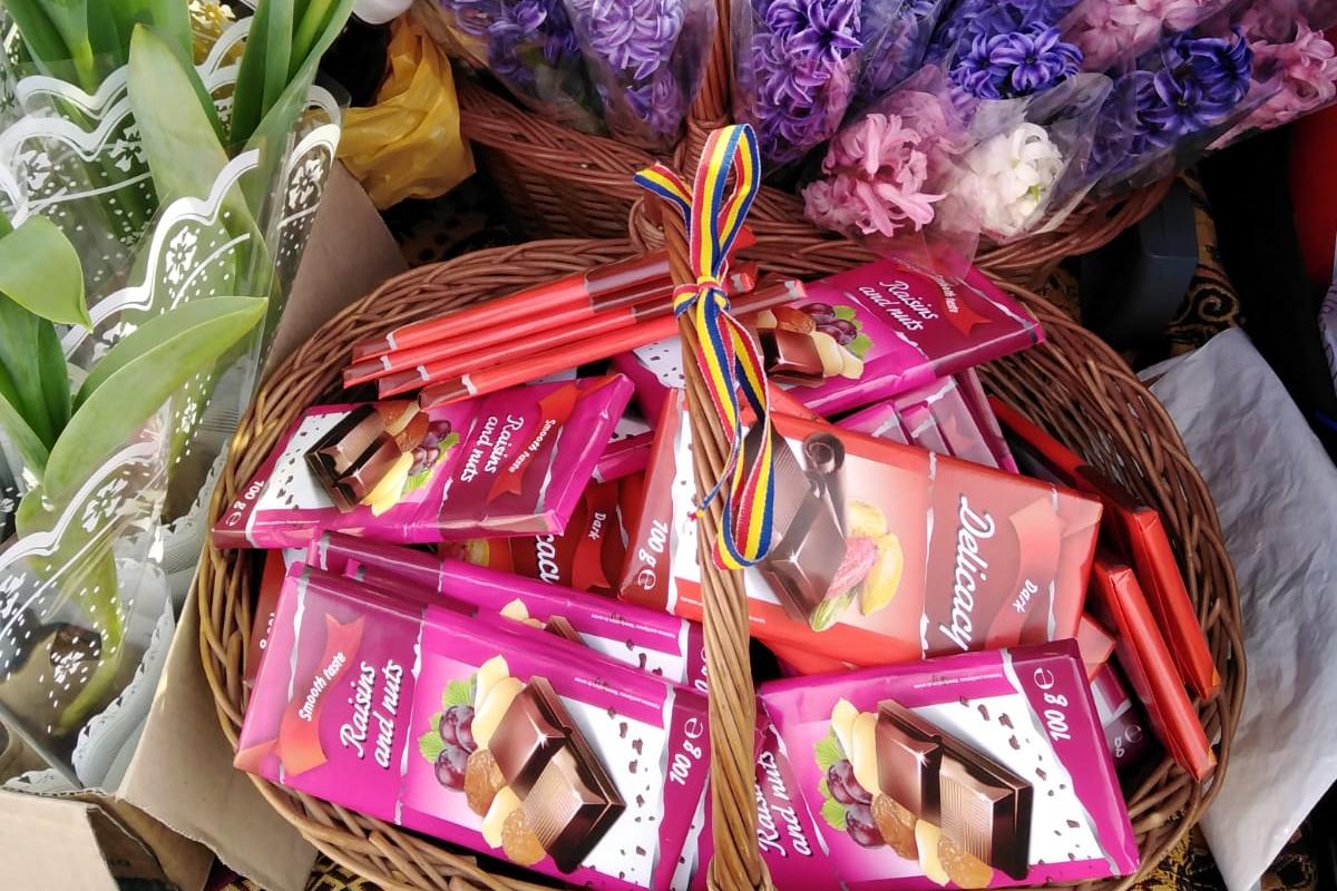 Flori pentru pacientele Spitalului de Psihiatrie şi pentru Măsuri de Siguranţă Pădureni – Grajduri