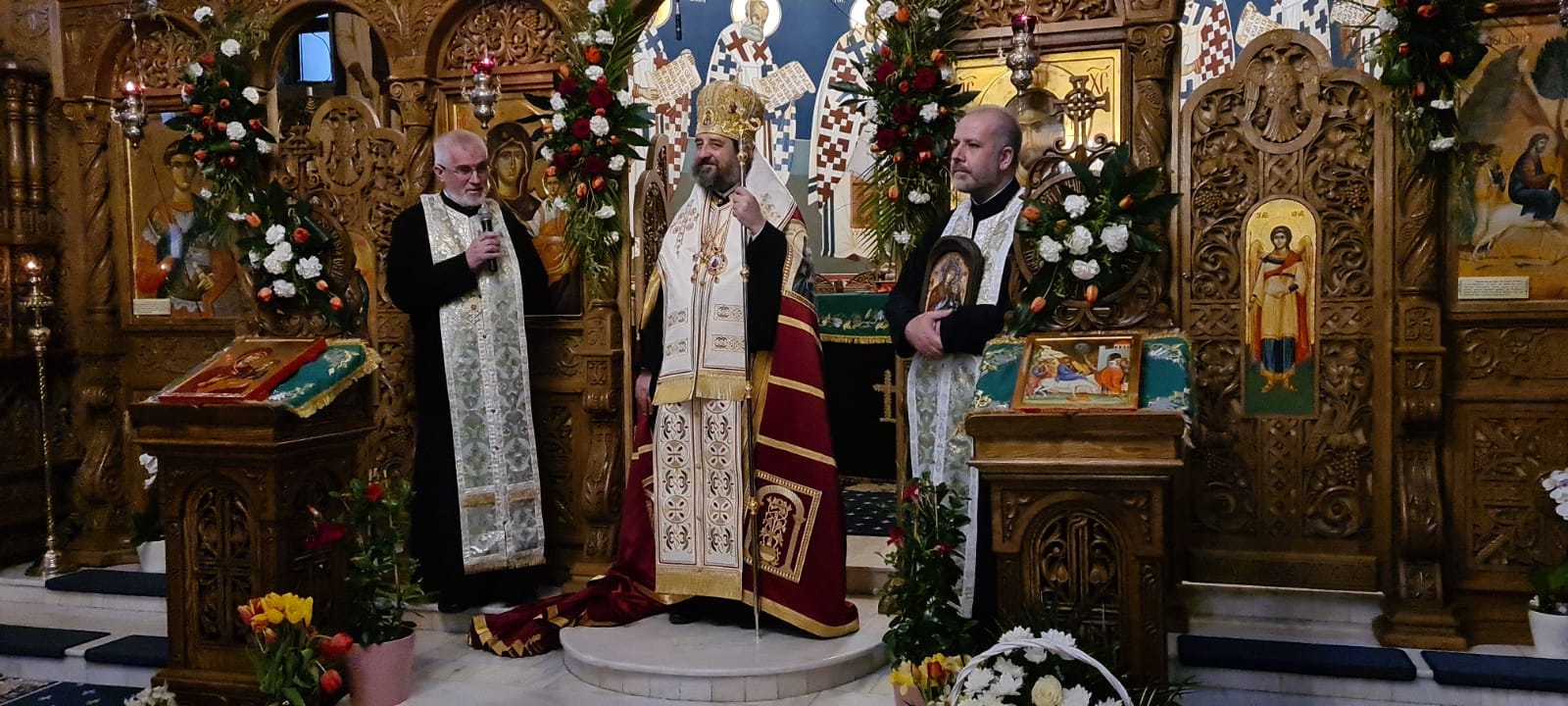 Slujiri arhierești în Sâmbăta lui Lazăr: PS Nichifor a hirotonit un preot pentru Parohia Bojila și a săvârșit slujba Vecerniei la Parohia Flora Tătărași