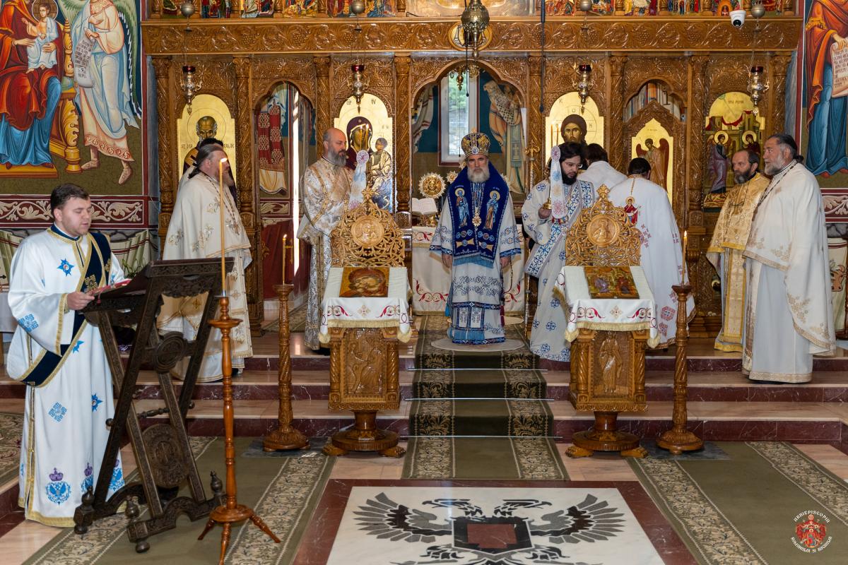 Slujiri arhiereşti la Mănăstirea Tisa Silvestri