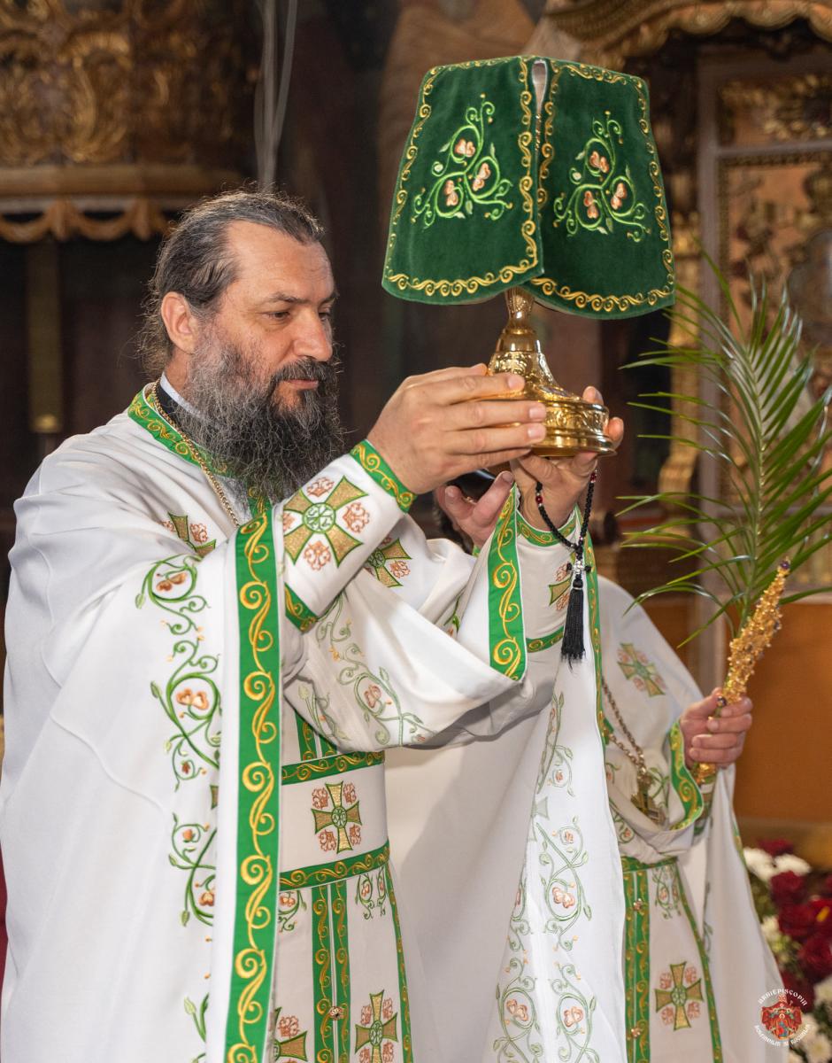 Duminica Floriilor la Catedrala Arhiepiscopală din Roman