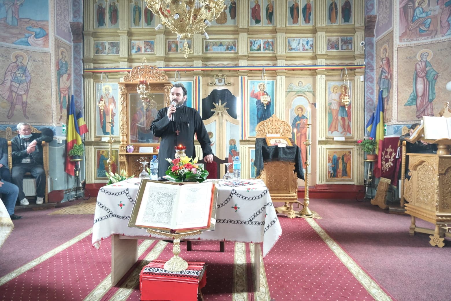 Seară duhovnicească la Parohia Cozmești din Protopopiatul II Iași