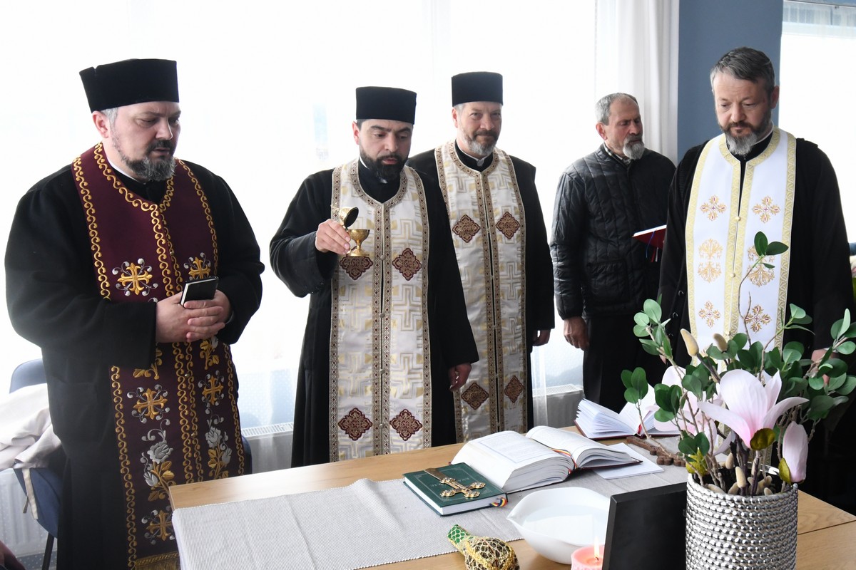 Casa de tip familial „Ştefan” din Săvineşti a fost sfinţită