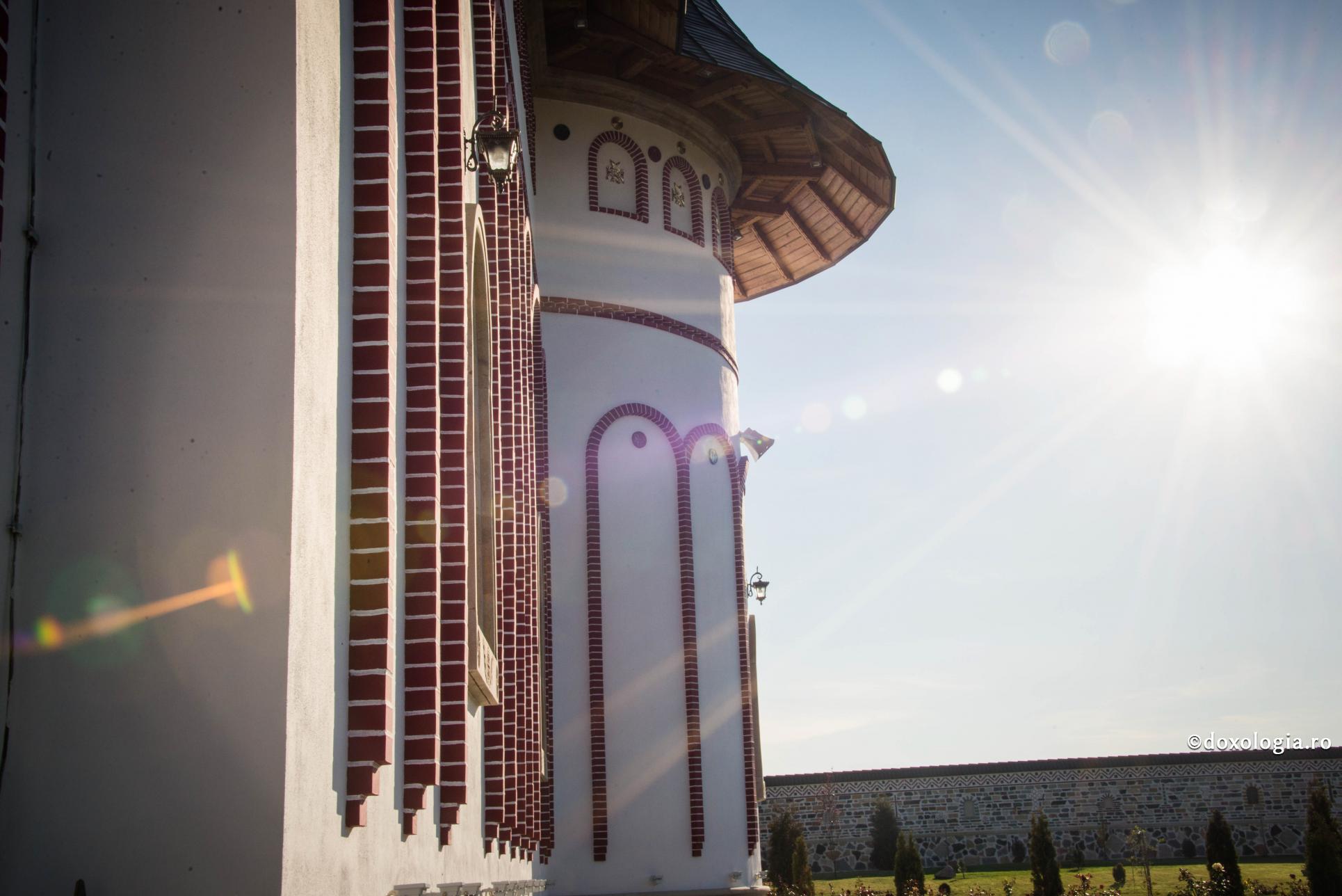 Foto: Oana Nechifor Experieri de îndumnezeire – Arhimandritul Gheorghe de la Mănăstirea Grigoriou, Athos