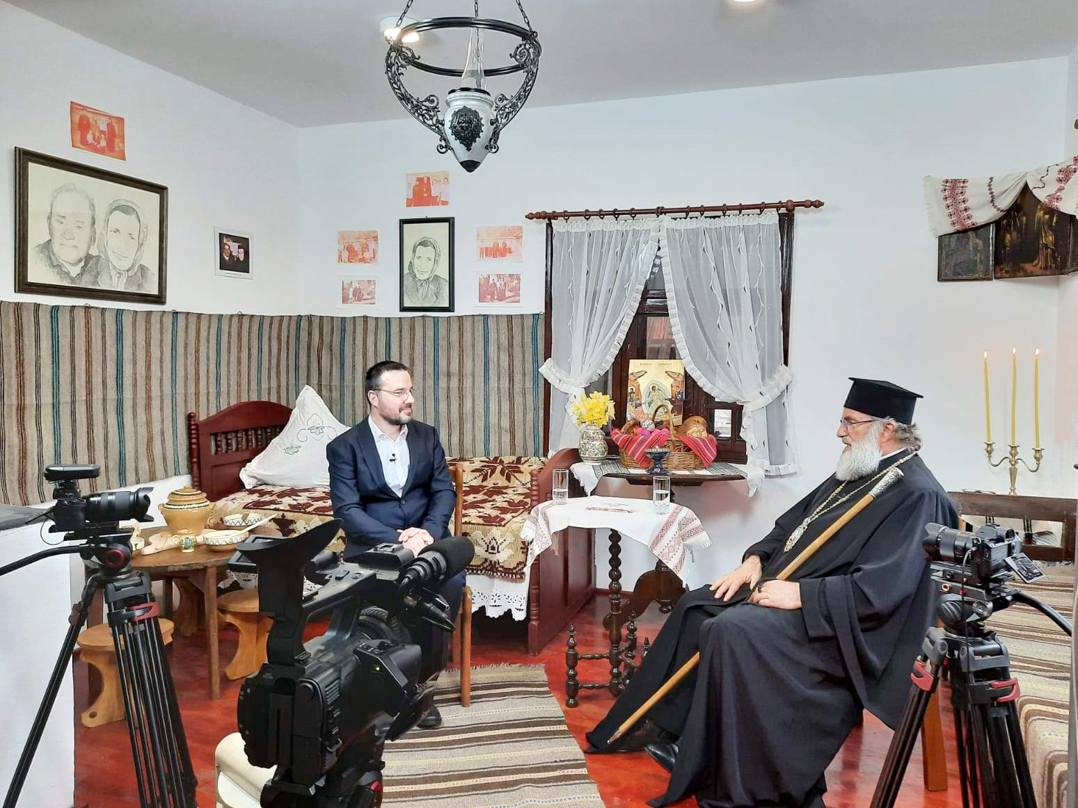 (Video) IPS Părinte Ioachim la „Ferestre către suflet”: „Atunci când ți-e dor de casă, ți-e dor de Cer”