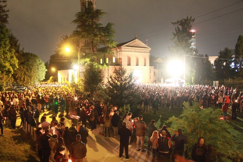 Interviu cu Pr. Gheorghe Verzea: „Cred că, încet, încet, de dragul copiilor, va trebui să facem mai mult loc, în cult, și limbii italiene”