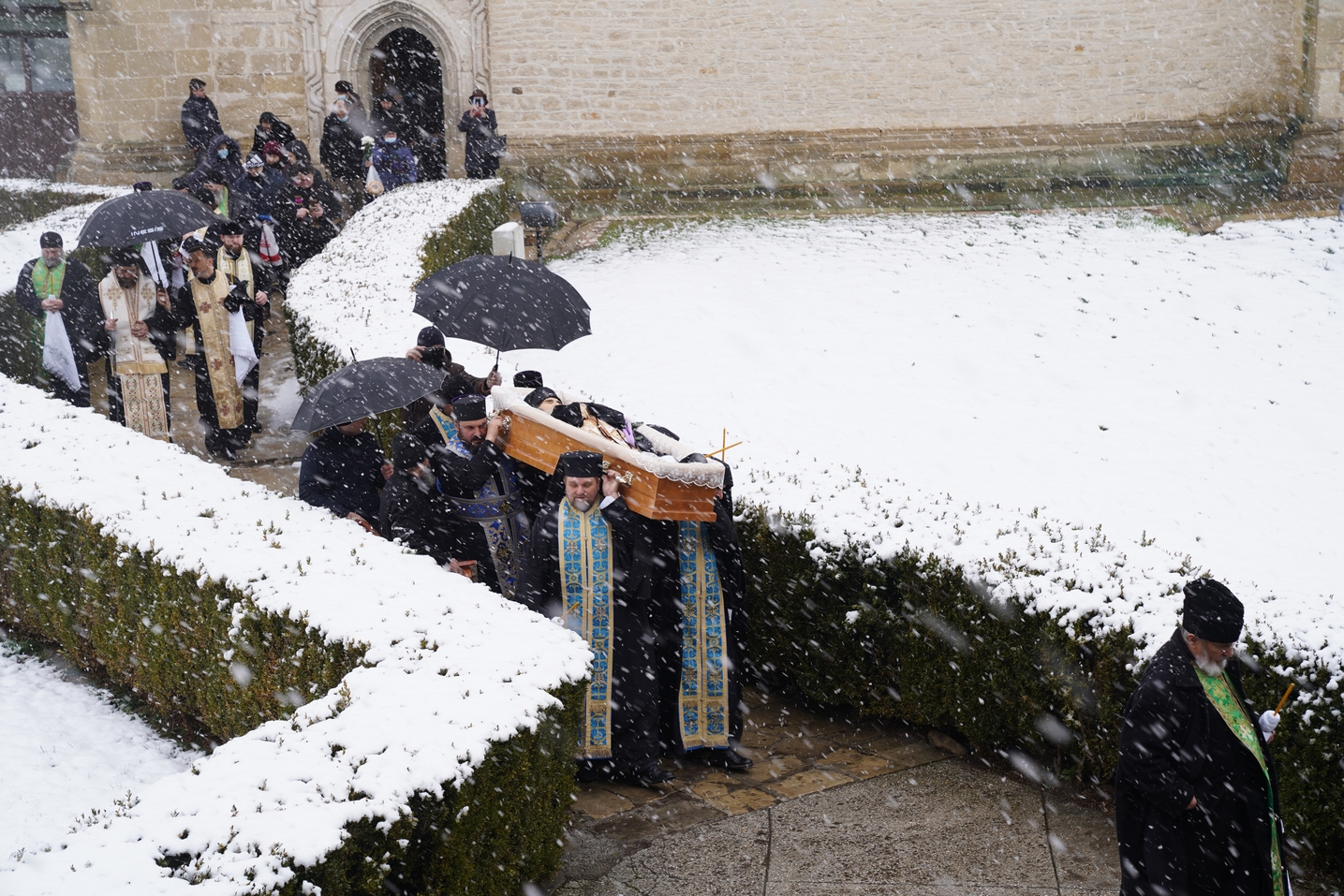 Slujba înmormântării părintelui protosinghel Nifon - „omul cel odihnitor”