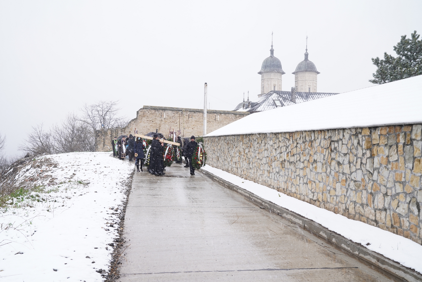Slujba înmormântării părintelui protosinghel Nifon - „omul cel odihnitor”