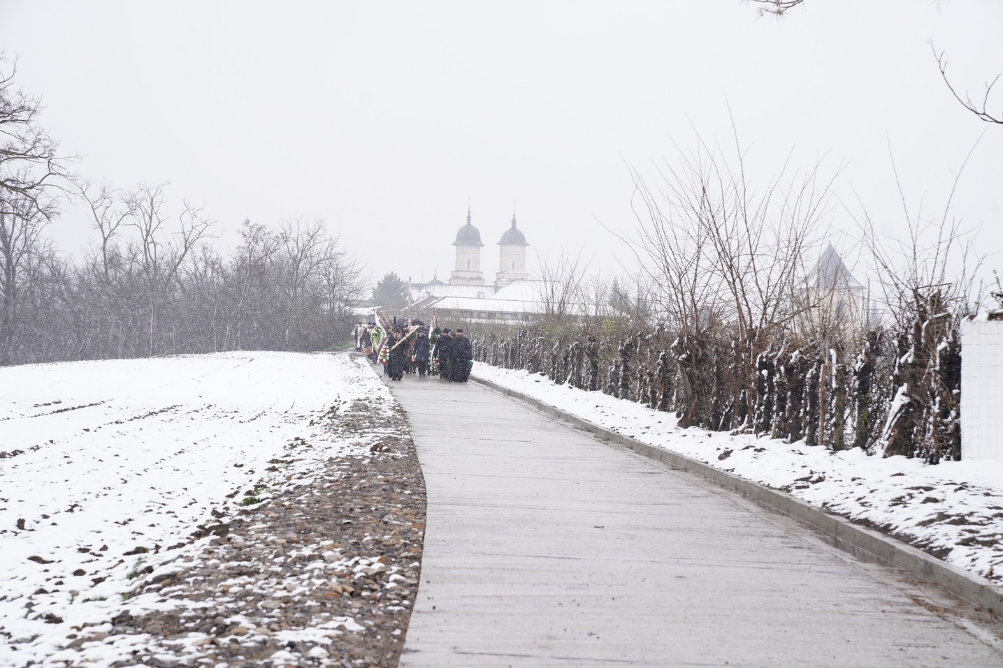 Slujba înmormântării părintelui protosinghel Nifon - „omul cel odihnitor”