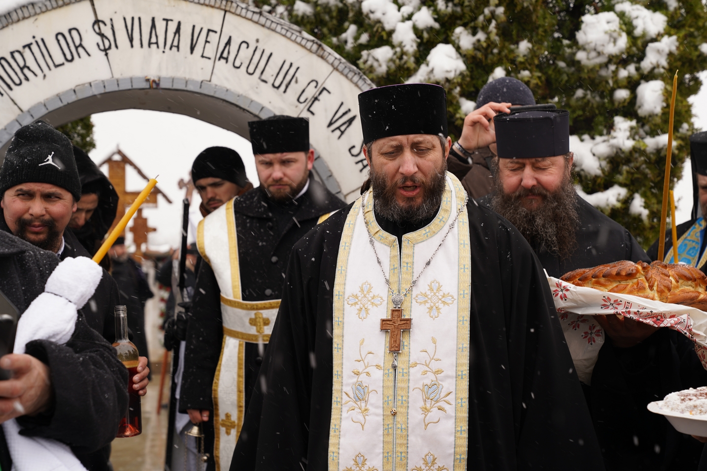 Slujba înmormântării părintelui protosinghel Nifon - „omul cel odihnitor”