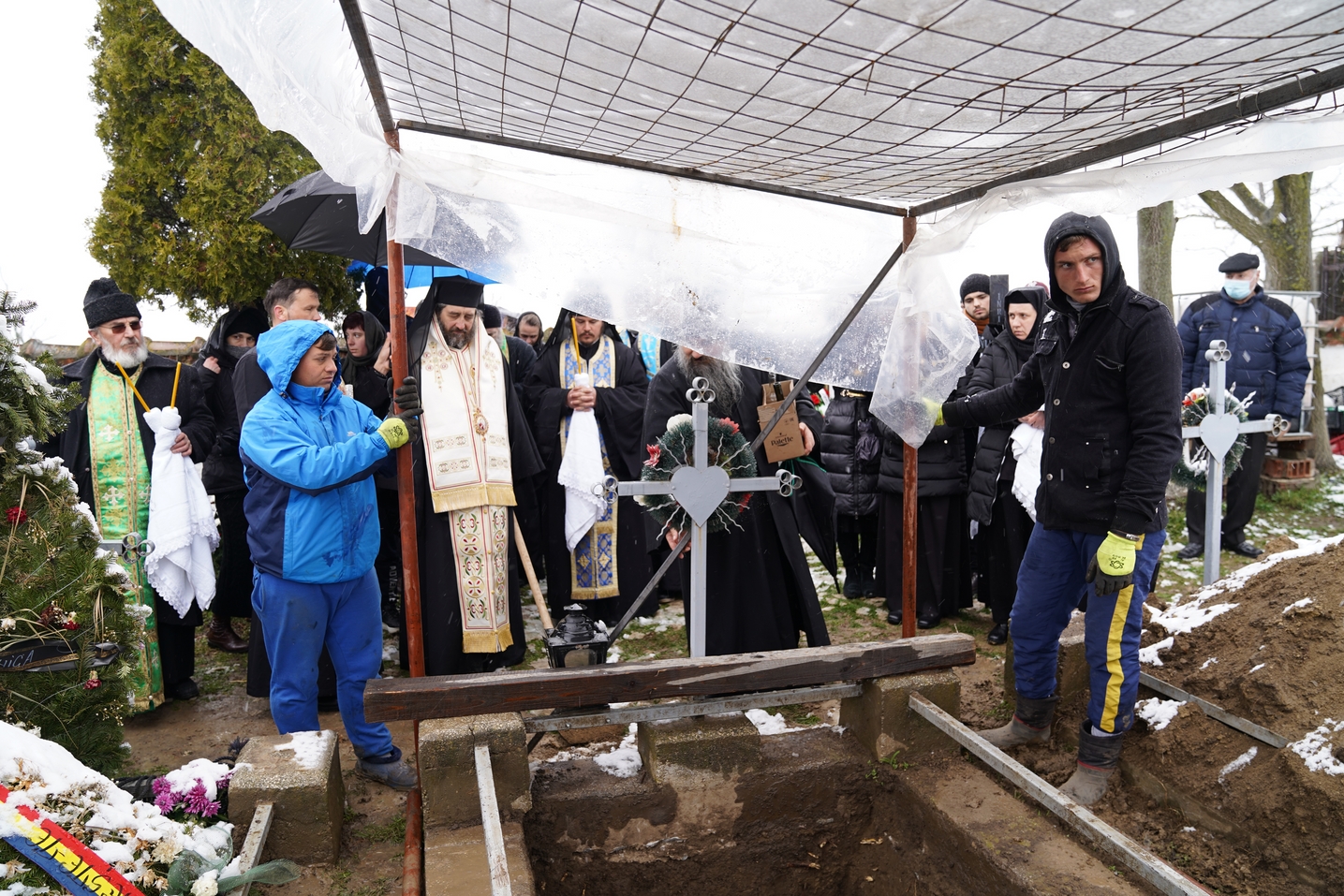 Slujba înmormântării părintelui protosinghel Nifon - „omul cel odihnitor”