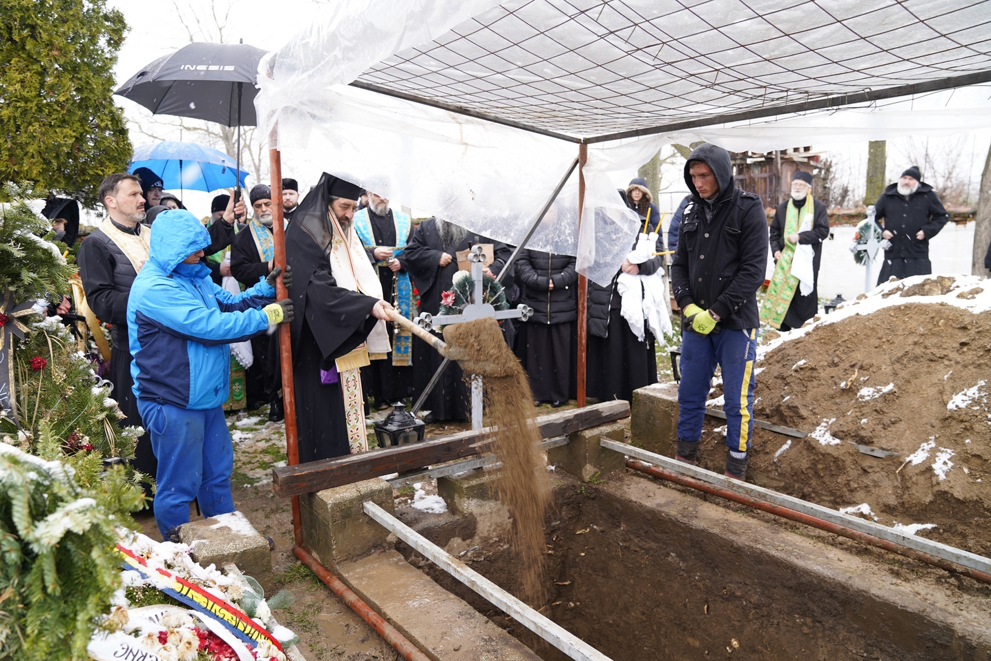 Slujba înmormântării părintelui protosinghel Nifon - „omul cel odihnitor”