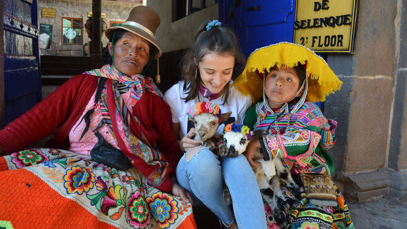 (Interviu) Laura Dinu, vocea virală de la „Românii au talent”: „Mesajul meu a ajuns la inimile oamenilor cu voia lui Dumnezeu și asta nu are nimic de-a face cu succesul”