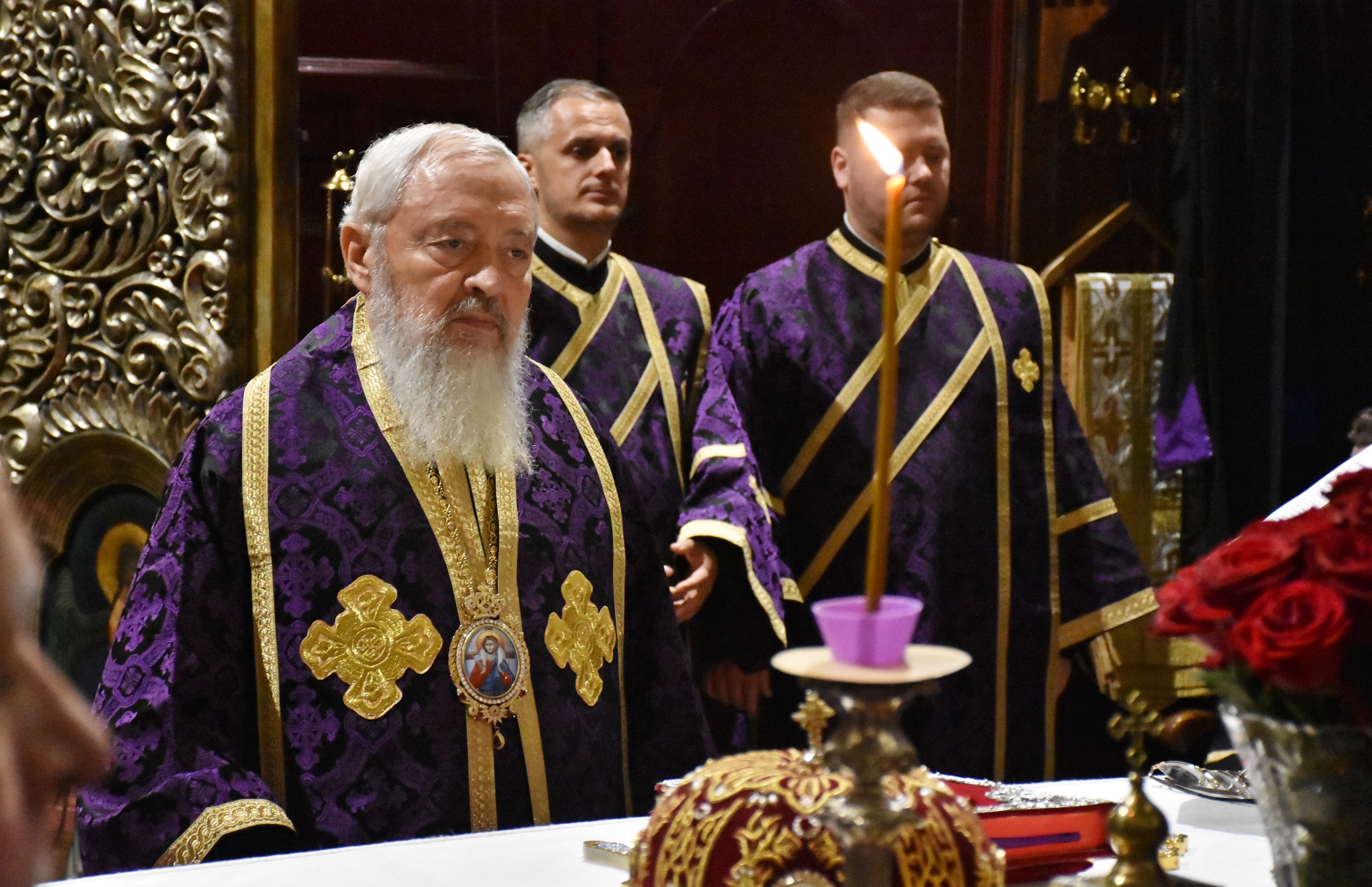 (Video) „Pâinea cea cerească şi paharul vieţii” – IPS Andrei