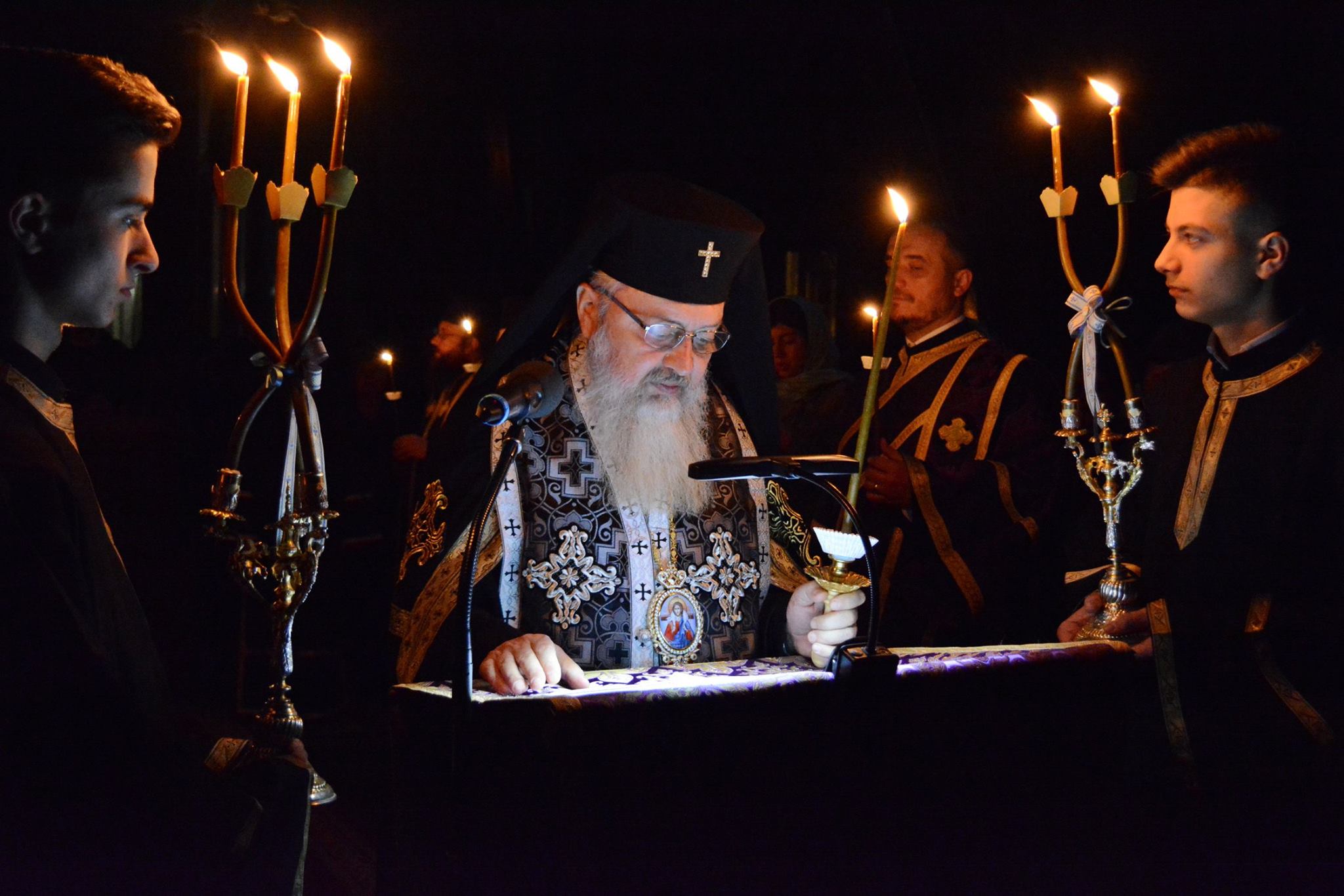 (Video) Cateheză ÎPS Andrei: Importanța Deniilor din Săptămâna Patimilor pentru educarea tinerilor