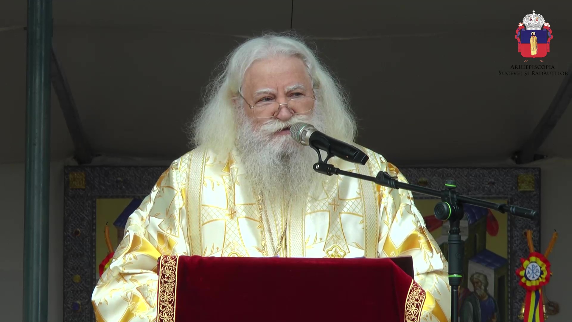 (Video) Înaltpreasfințitul Calinic: „Dacă cei din Ierusalim își așterneau hainele însoțite de ramuri, noi ar trebui să așternem stâlpările faptelor noastre bune”