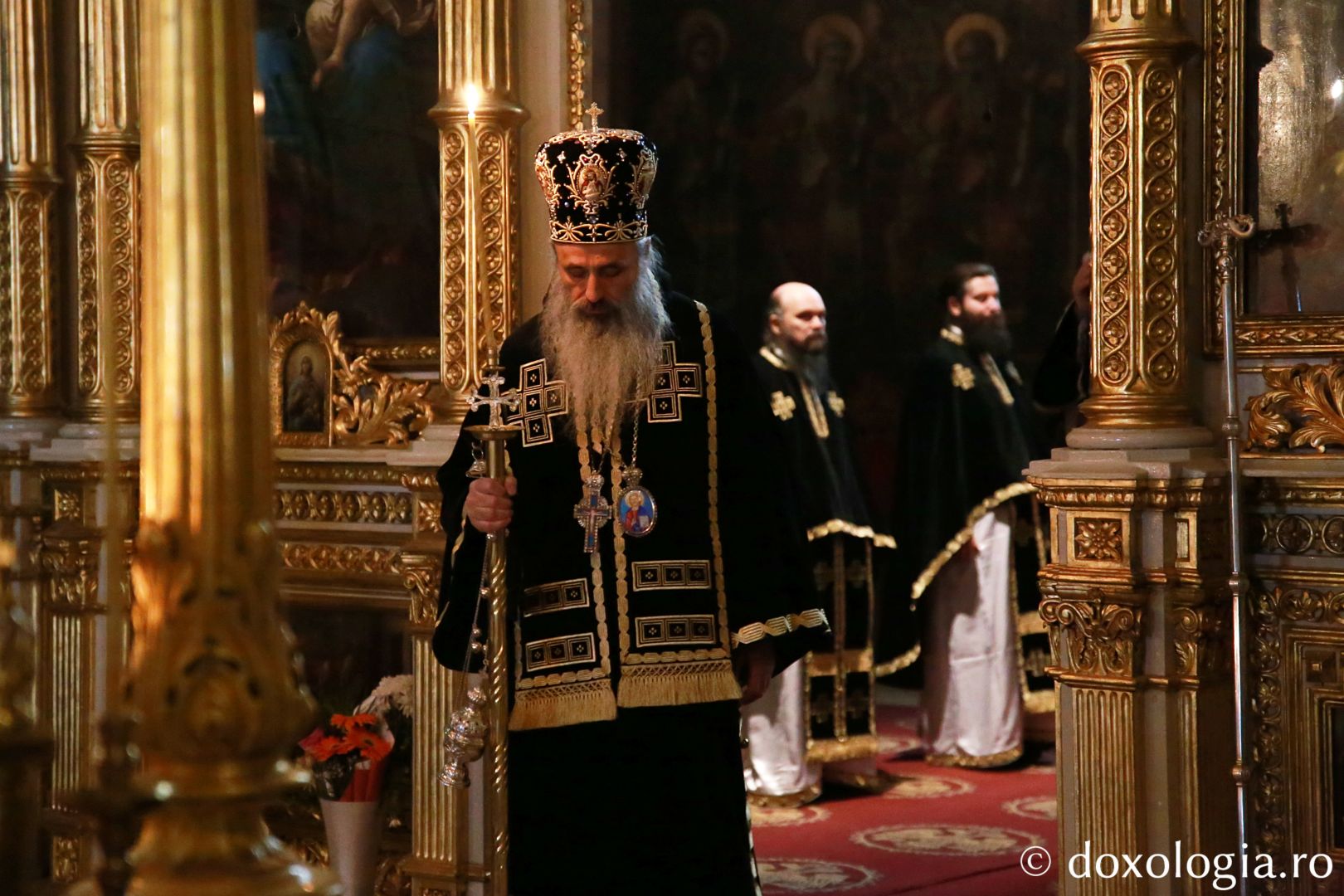 Părintele Mitropolit Teofan la Liturghia Darurilor: „Viața creștină este foarte surprinzătoare”