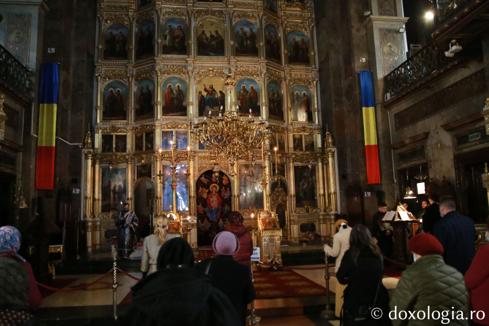 Părintele Mitropolit Teofan la Liturghia Darurilor: „Viața creștină este foarte surprinzătoare”