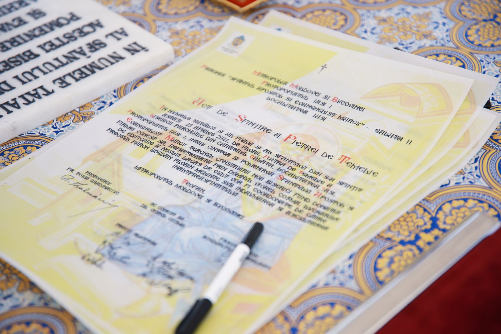 Parohia ieșeană „Sf. Evanghelist Marcu” va avea un sfânt lăcaș. IPS Teofan a pus piatra de temelie a bisericii