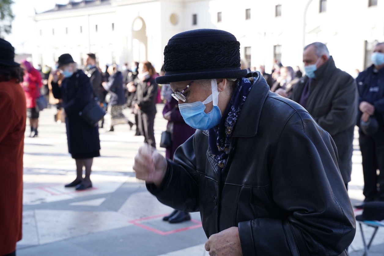 Foto: Constantin Comici „Împărăția lui Dumnezeu cu stăruință multă se dobândește”, le-a spus IPS Părinte Mitropolit Teofan credincioșilor ieșeni