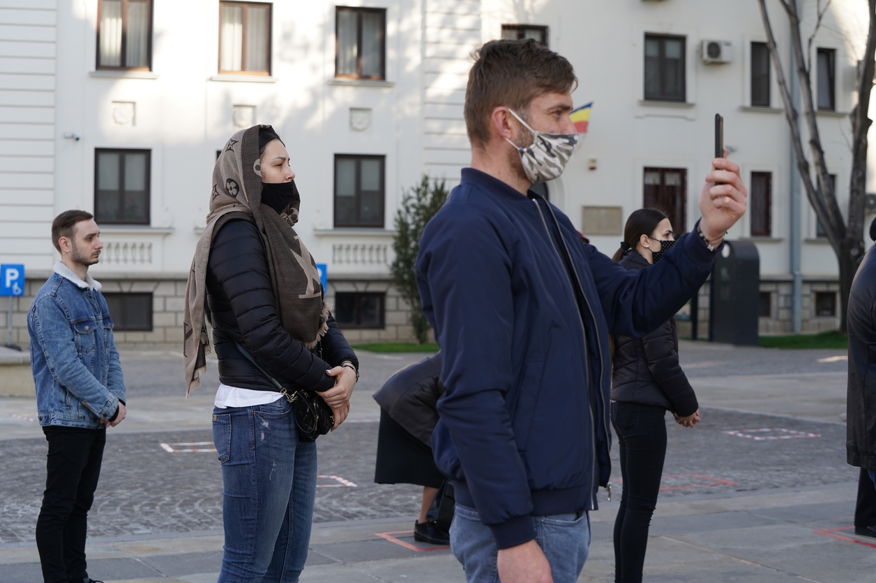 Foto: Constantin Comici „Împărăția lui Dumnezeu cu stăruință multă se dobândește”, le-a spus IPS Părinte Mitropolit Teofan credincioșilor ieșeni