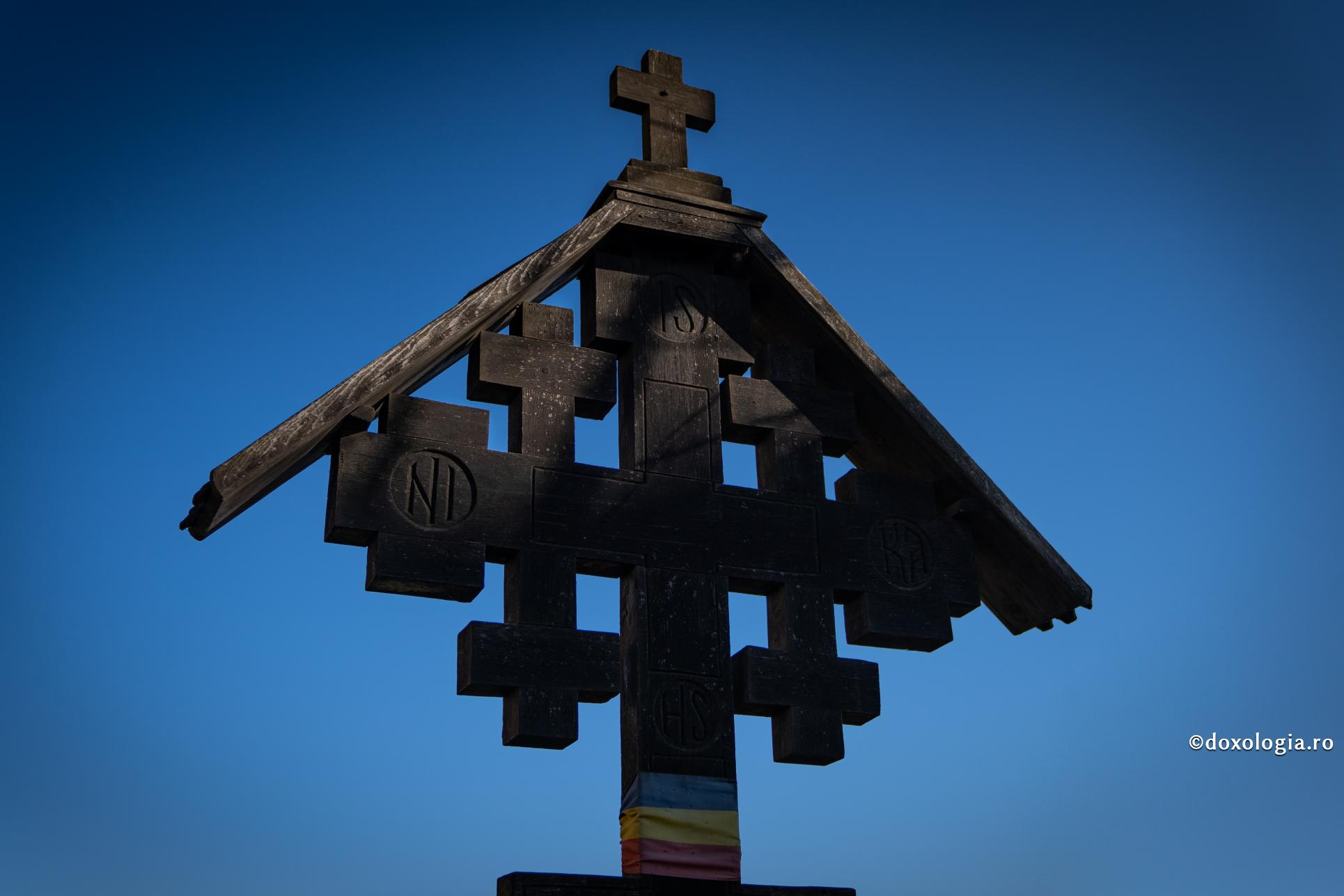 PS Ioan Casian: „Crucea este pomul cunoștinței Binelui și Răului din mijlocul Raiului”