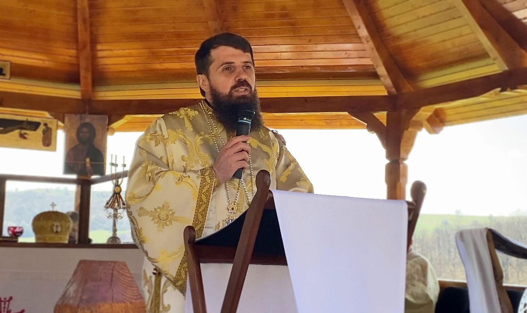 (Video) PS Benedict Bistrițeanul: „Betania, confruntarea cu moartea” | Sâmbăta lui Lazăr