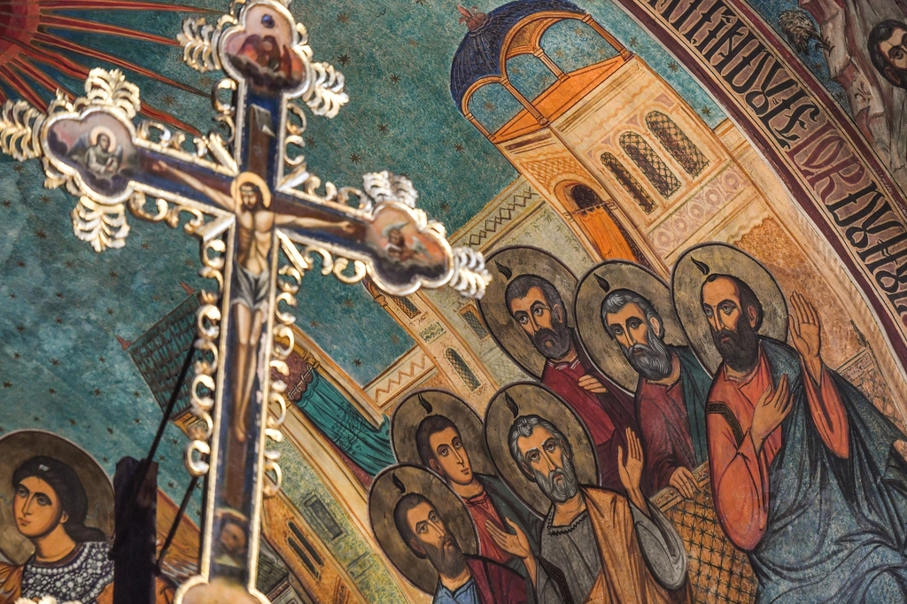 Părintele Patriarh Daniel: „El transformă suferința noastră în biruință, lupta noastră în victorie. Cu Hristos toate devin ușoare”