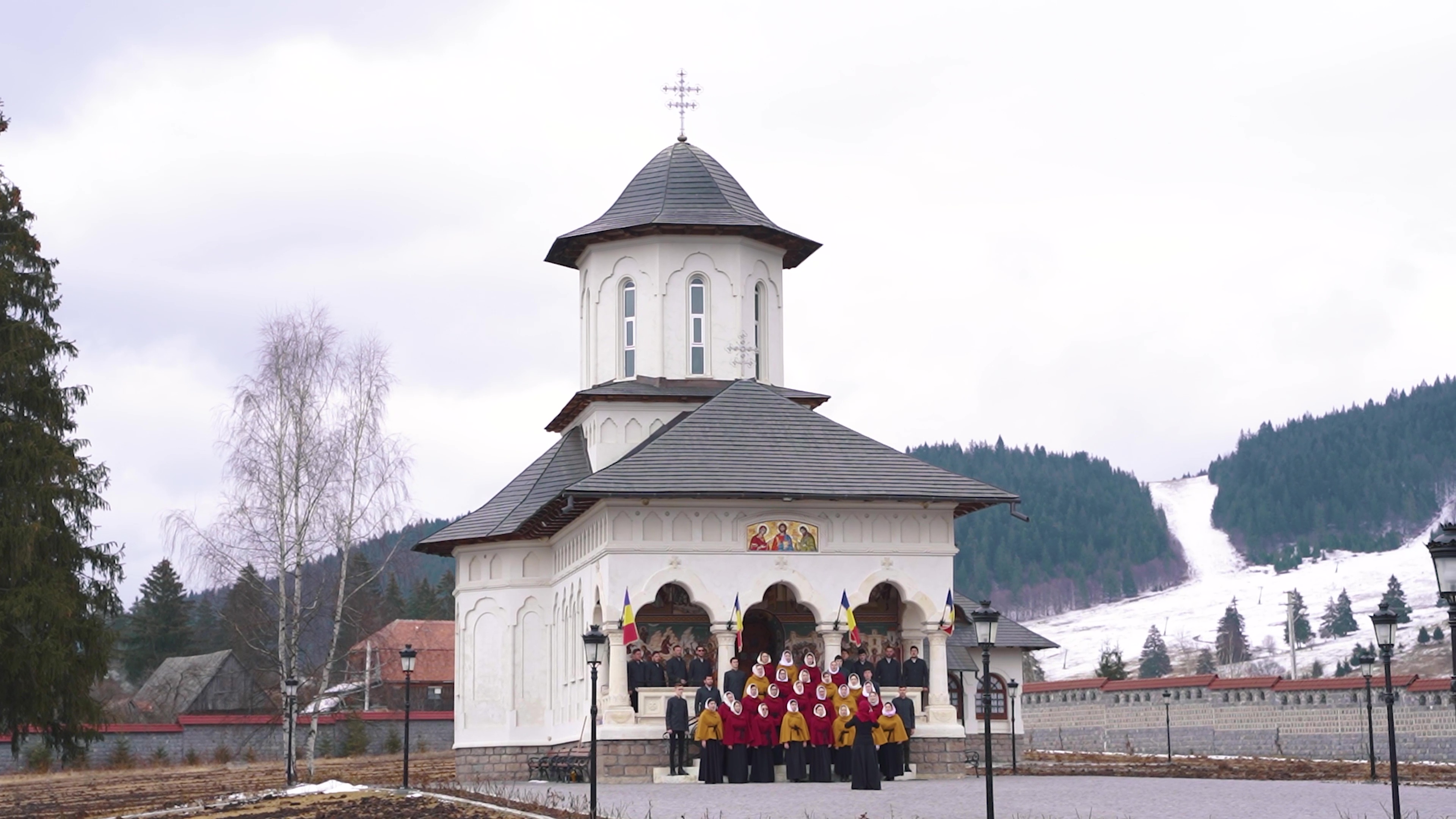(Video) Ziua învierii – Corul Oastei Domnului – Filiala Galaţi (Priceasnă) (Video) Ziua învierii – Corul Oastei Domnului – Filiala Galaţi (Priceasnă)