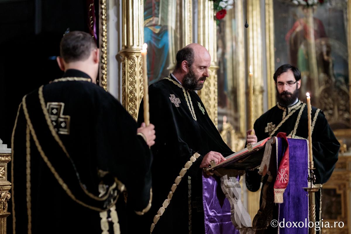 Foto: Oana Nechifor PS Nichifor, la Denia celor 12 Evanghelii: „Hristos nu a căutat o etichetă a lumii”