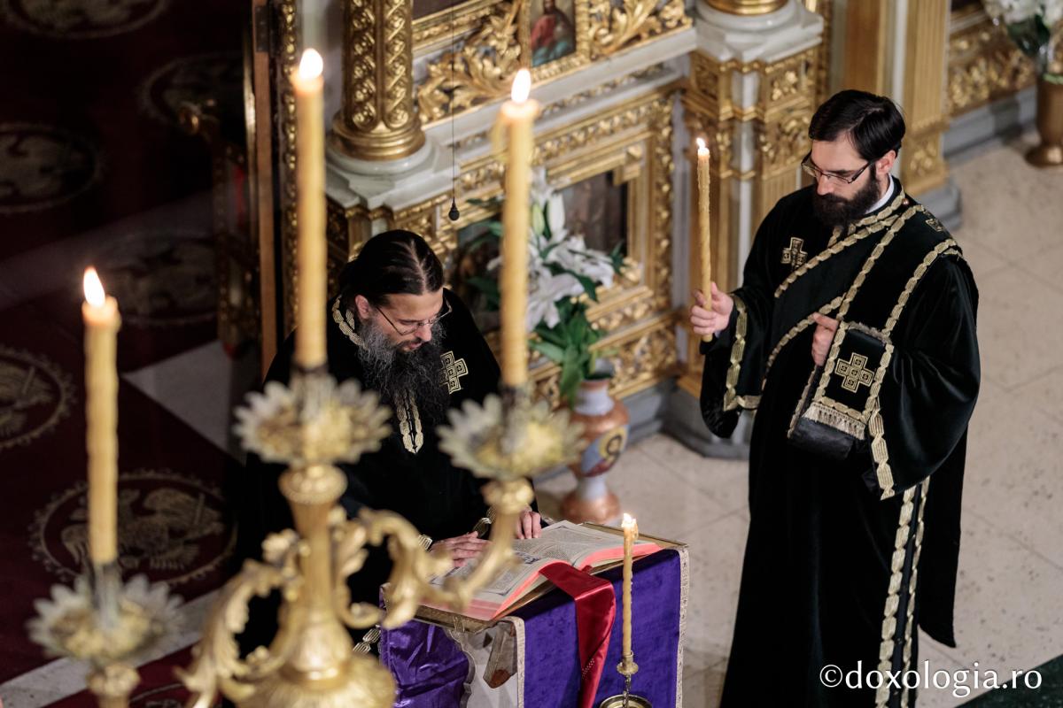 Foto: Oana Nechifor PS Nichifor, la Denia celor 12 Evanghelii: „Hristos nu a căutat o etichetă a lumii”