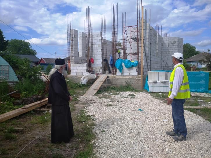 Şantierul bisericii româneşti din Edineţ, vizitat de PS Antonie Şantierul bisericii româneşti din Edineţ, vizitat de PS Antonie