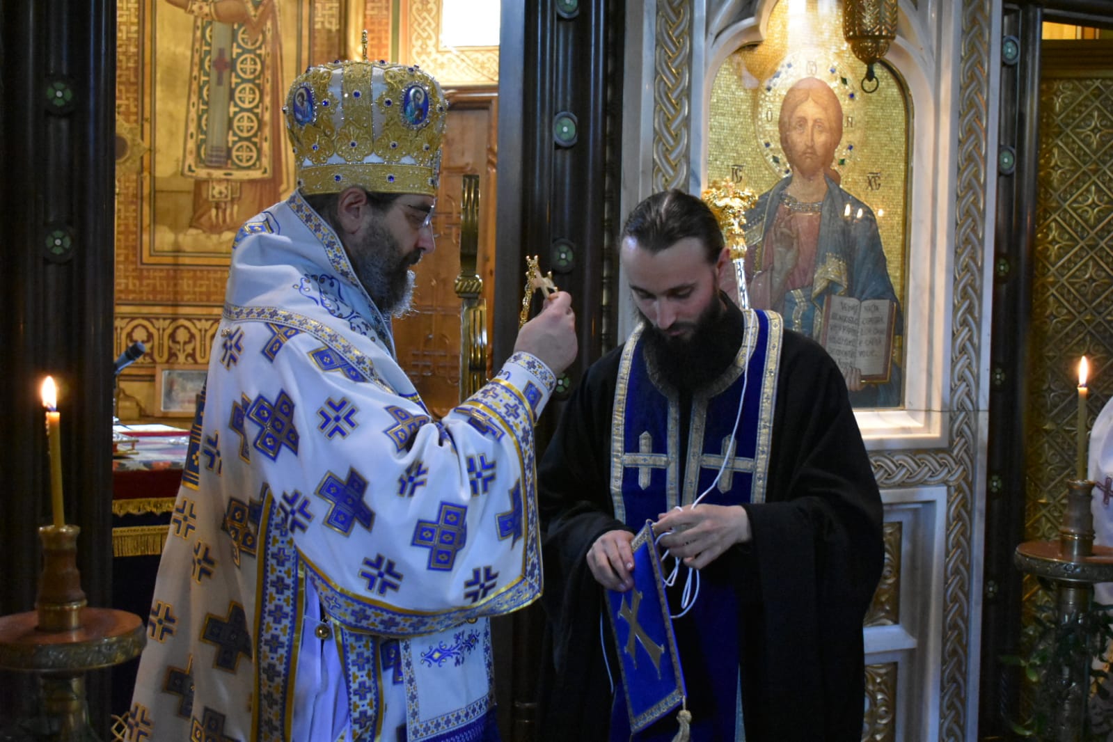 Starețul Mănăstirii „Sfinții Trei Ierarhi” din Iași a fost hirotesit protosinghel