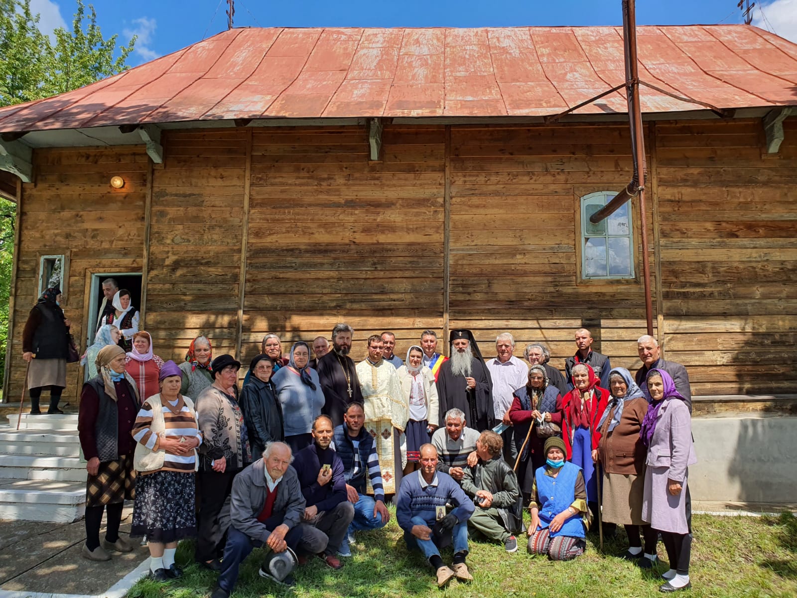 IPS Mitropolit Teofan, prezent la hramul Parohiei Griești