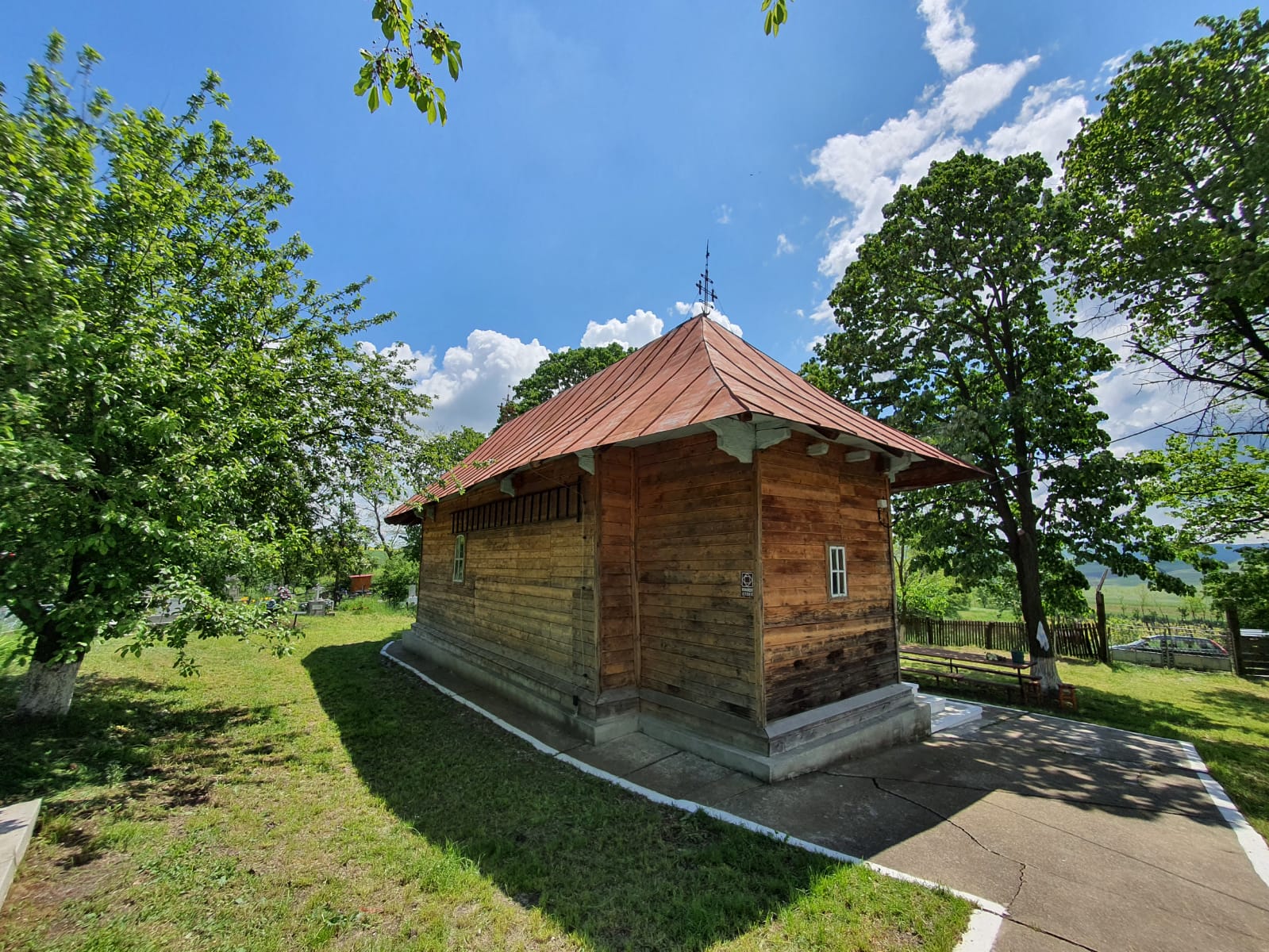 IPS Mitropolit Teofan, prezent la hramul Parohiei Griești