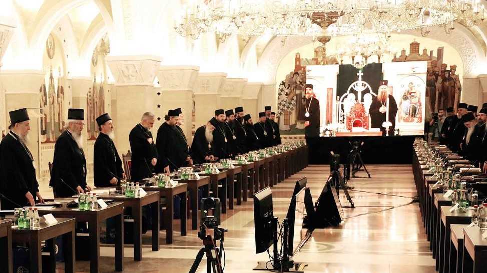 Serbia: Primul sinod prezidat de Patriarhul Porfirie