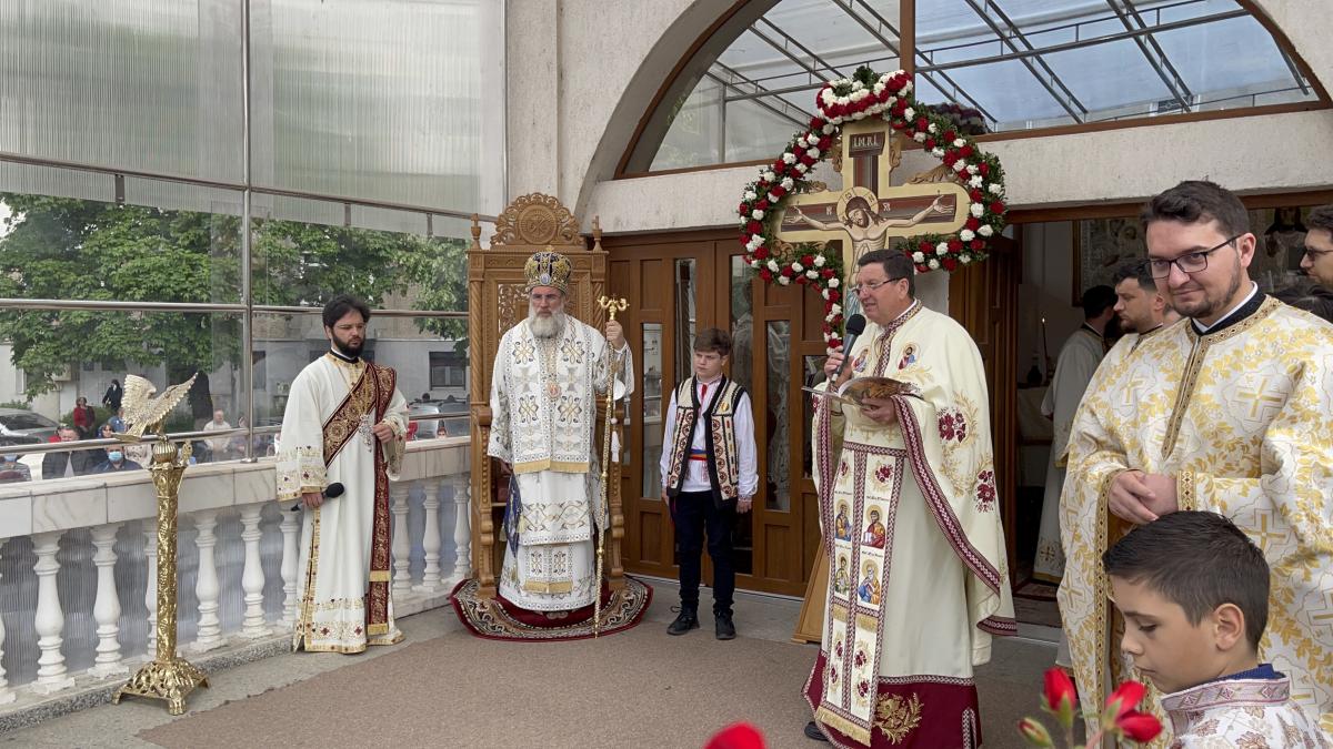 Episcopul Melchisedec Ștefănescu, pomenit în Eparhia Romanului şi Bacăului