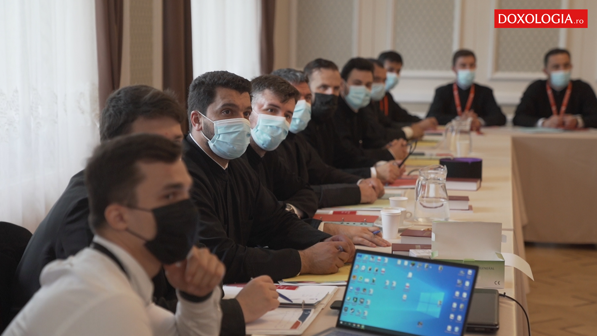 (Video) Cursuri de formare pentru tinerii preoți