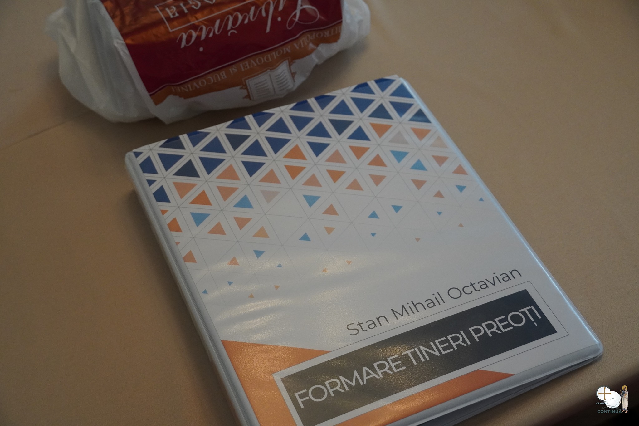 Întâlnirea tinerilor preoți din Arhiepiscopia Iașilor: Duh de rugăciune împletit cu lectură și cunoaștere