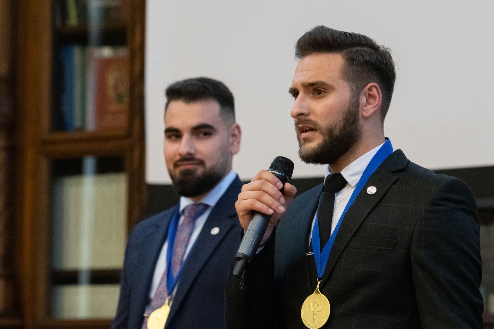 Răsplată pentru ostenitorii #VIE: Colegiul „Sfântul Nicolae” și-a premiat voluntarii
