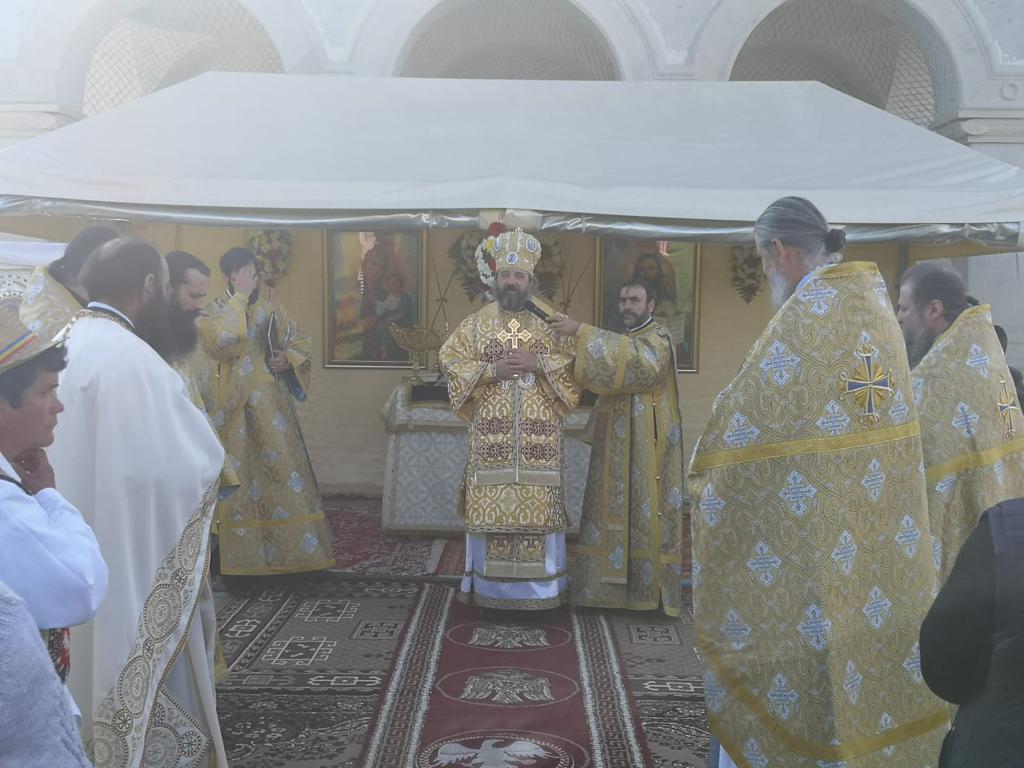 Slujire arhierească la hramul Schitului Băiceni - Neamț