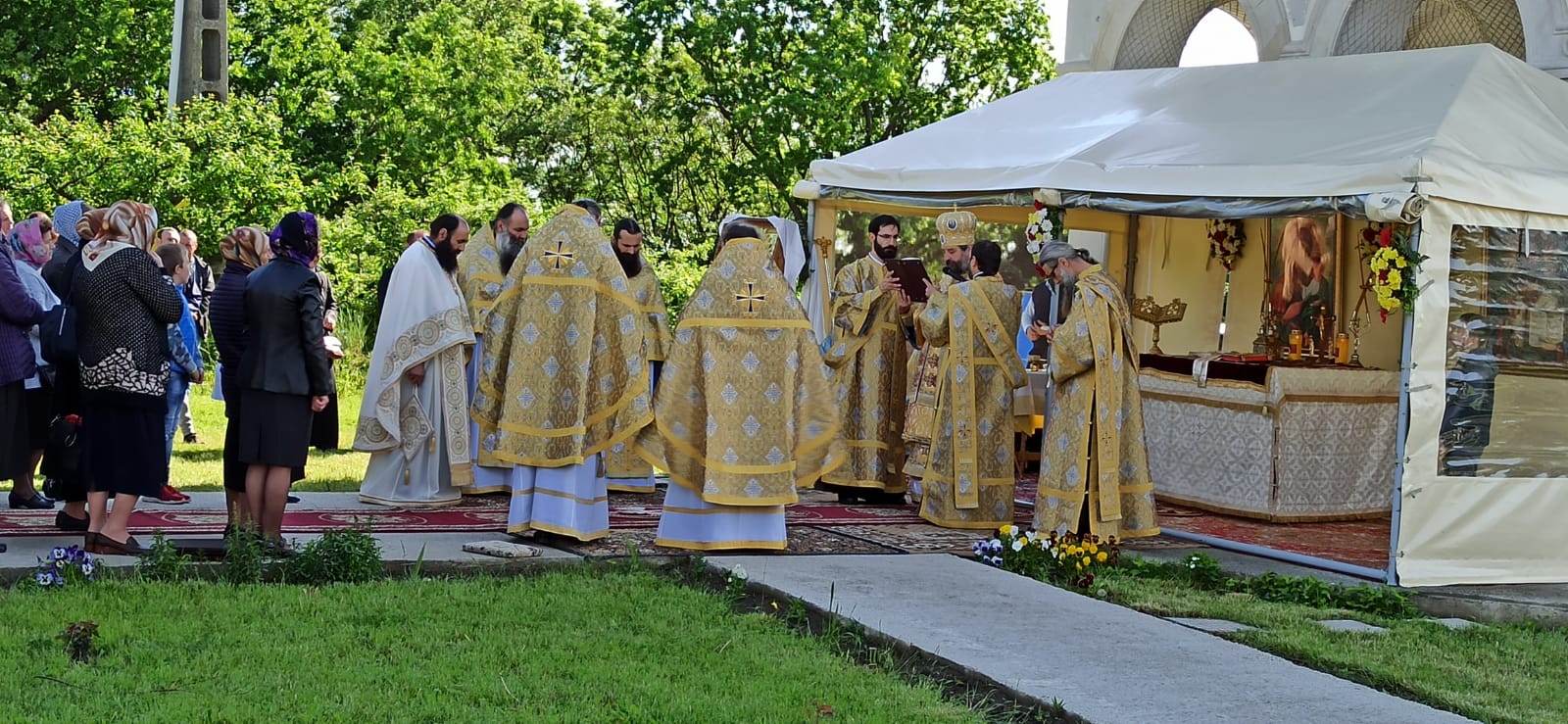 Slujire arhierească la hramul Schitului Băiceni - Neamț