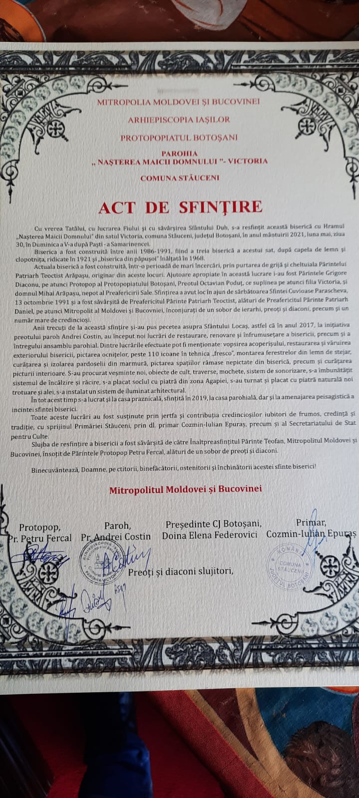 Ctitoria Părintelui Patriarh Teoctist Arăpașu, resfințită de IPS Părinte Mitropolit Teofan