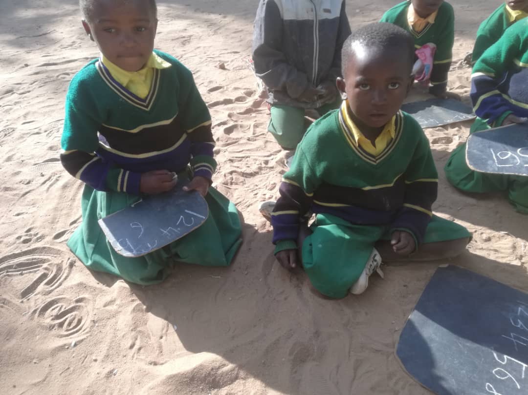 Întâlnire cu profesorii și elevii Școlii Generale din satul Mkoga