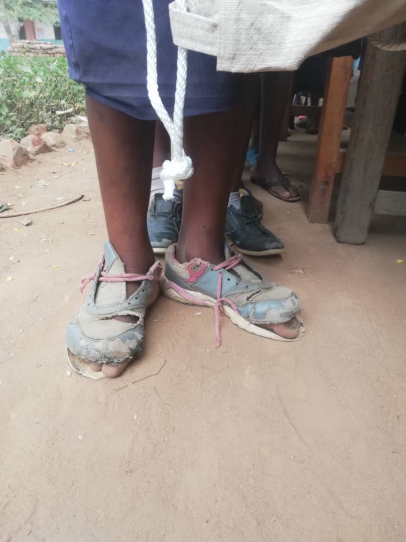 Întâlnire cu profesorii și elevii Școlii Generale din satul Mkoga