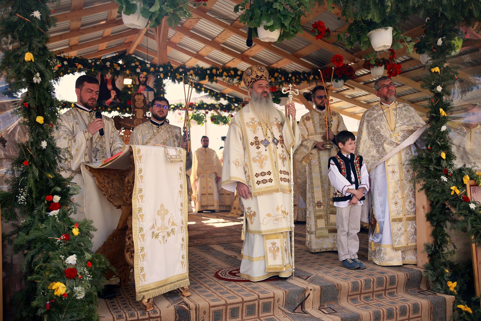 Biserica „Sfântul Ierarh Nicolae” din Agapia, resfințită de Părintele Mitropolit Teofan