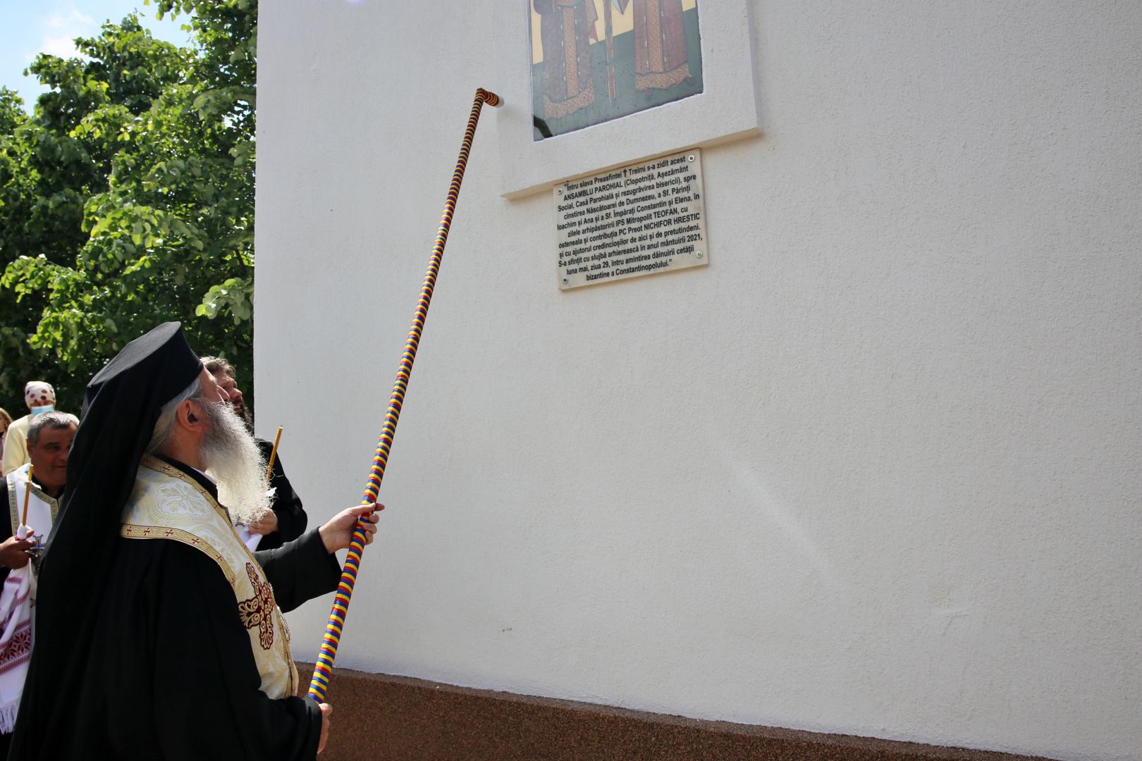 Ansamblul Parohiei Curături a fost binecuvântat de Părintele Mitropolit Teofan