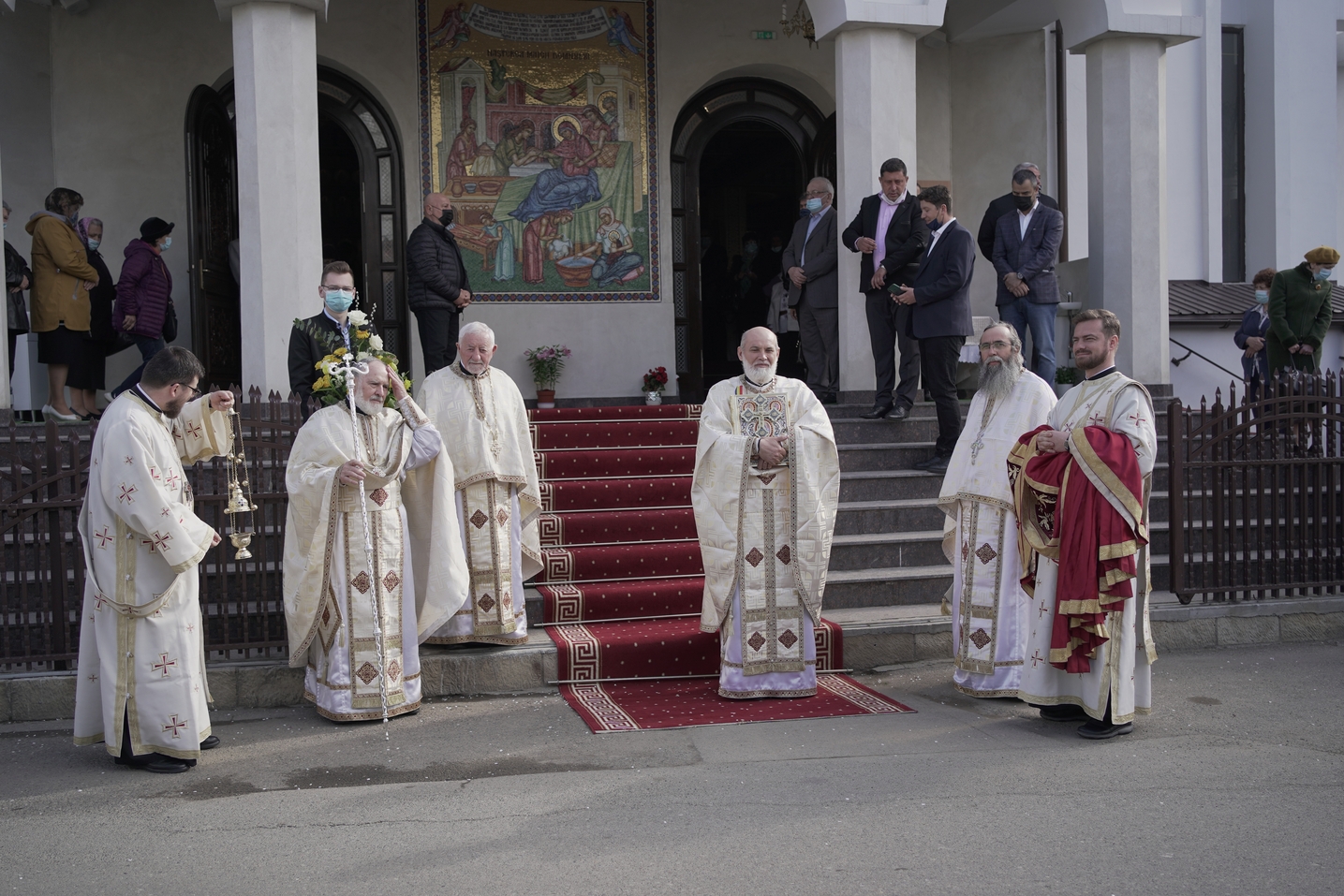 IPS Mitropolit Teofan, la Parohia Precista II din Piatra Neamț: „Creștinul adevărat este creștinul care nu deznădăjduiește”