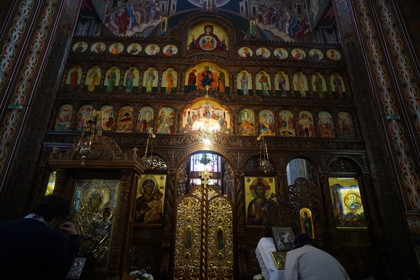 IPS Mitropolit Teofan, la Parohia Precista II din Piatra Neamț: „Creștinul adevărat este creștinul care nu deznădăjduiește”